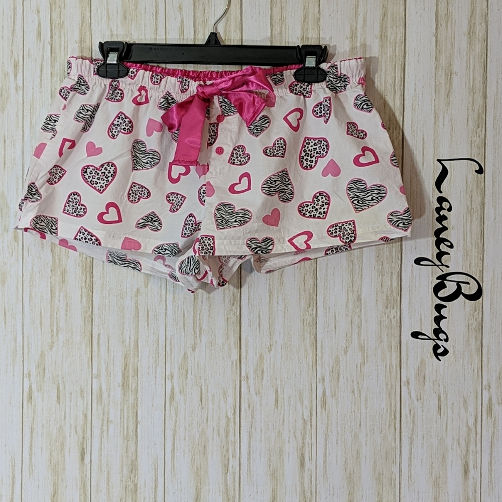 Heart print sleep shorts size L
